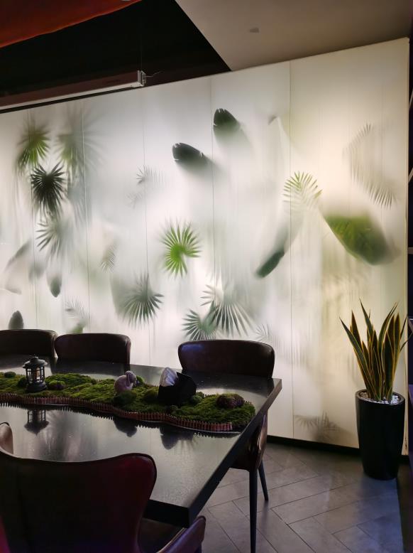 <a href=http://www.maihuolang.com.cn/yulezhuanqu/yulezhuanquliebiao/ target=_blank class=infotextkey>重慶酒吧裝修</a>效果圖：裝修很漂亮獨(dú)特的一家酒吧