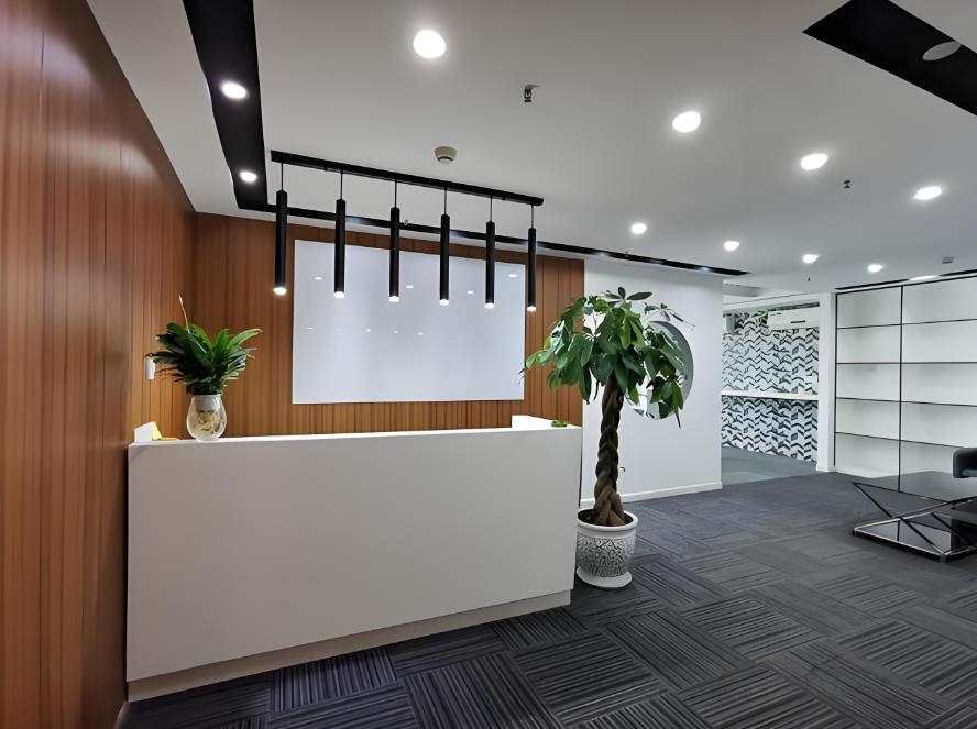<a href=http://www.maihuolang.com.cn/xingyemendao/bangongshixiezilou/ target=_blank class=infotextkey>重慶辦公室裝修</a>費用明細