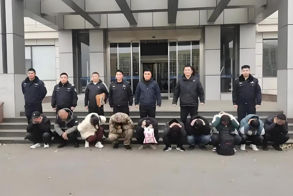新型詐騙，已有多個(gè)小區(qū)居民被騙！看到這個(gè)請(qǐng)立即報(bào)警！