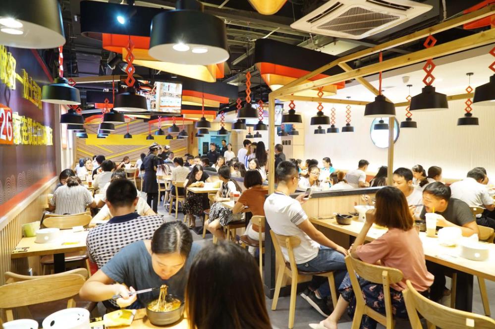 餐飲店裝修多少錢一平？