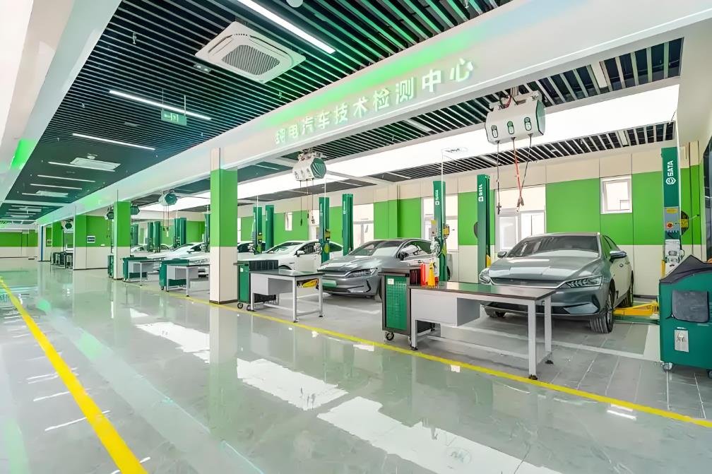 汽修店裝修設(shè)計(jì)指南：智能化升級